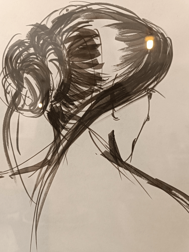 Croquis femme encadré 