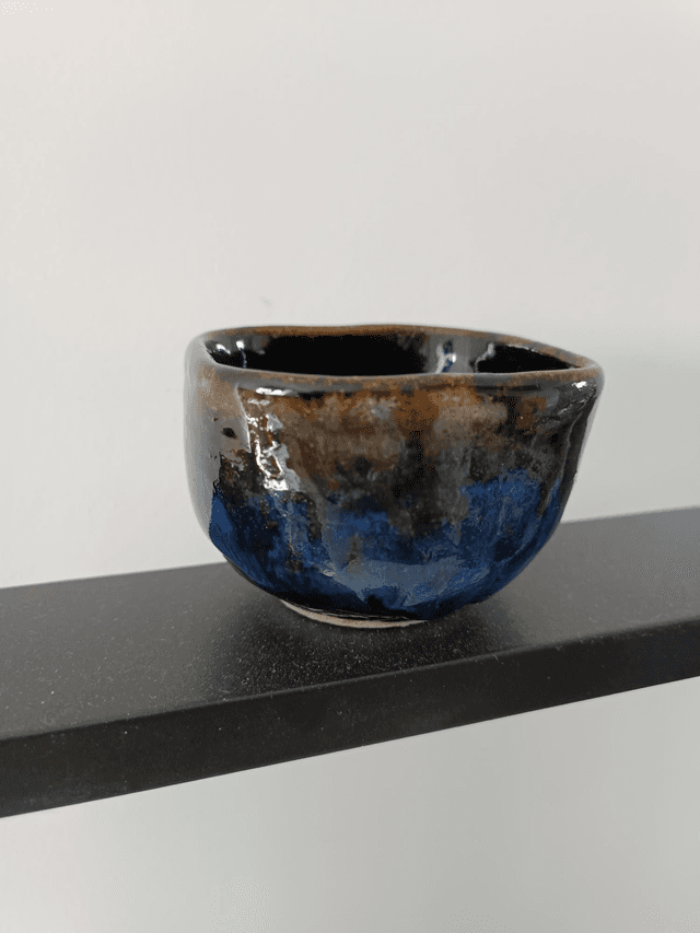 Bol carré bleu temmoku